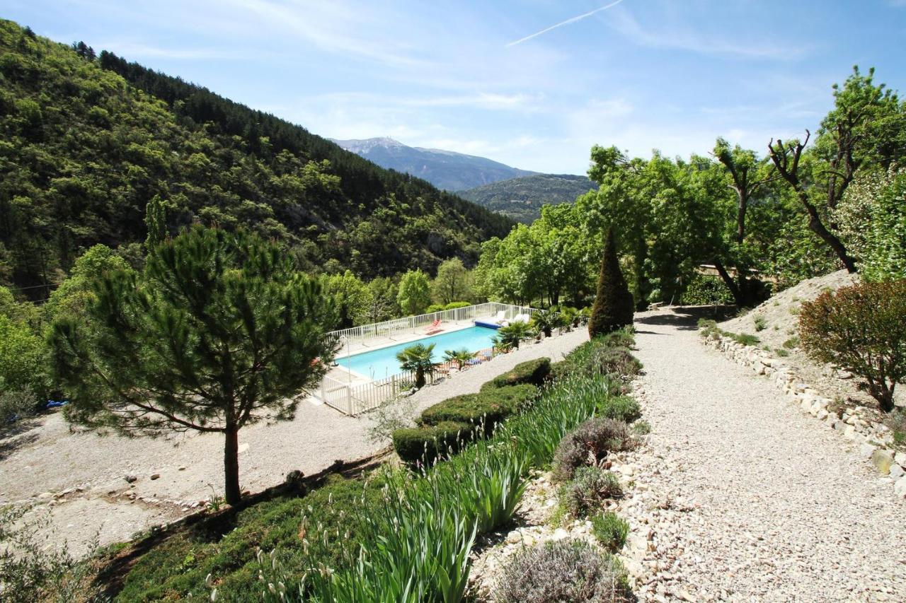 Chambre Une Fenetre Sur Le Ventoux La Clue Plaisians Exterior foto